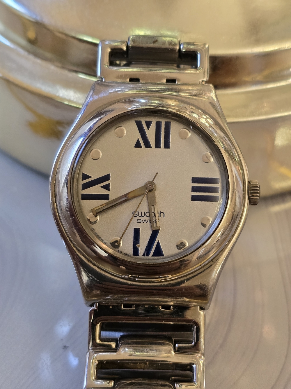 Swatch Silver Tone Women's Bracelet Watch with Blue Roman Markers New Battery